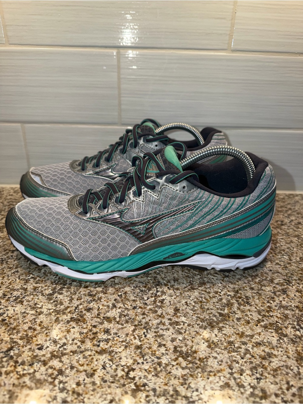 Mizuno Women’s Gray and Teal Running Sneakers